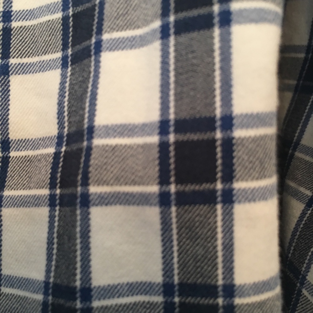 Men’s button down - Picture 3 of 4